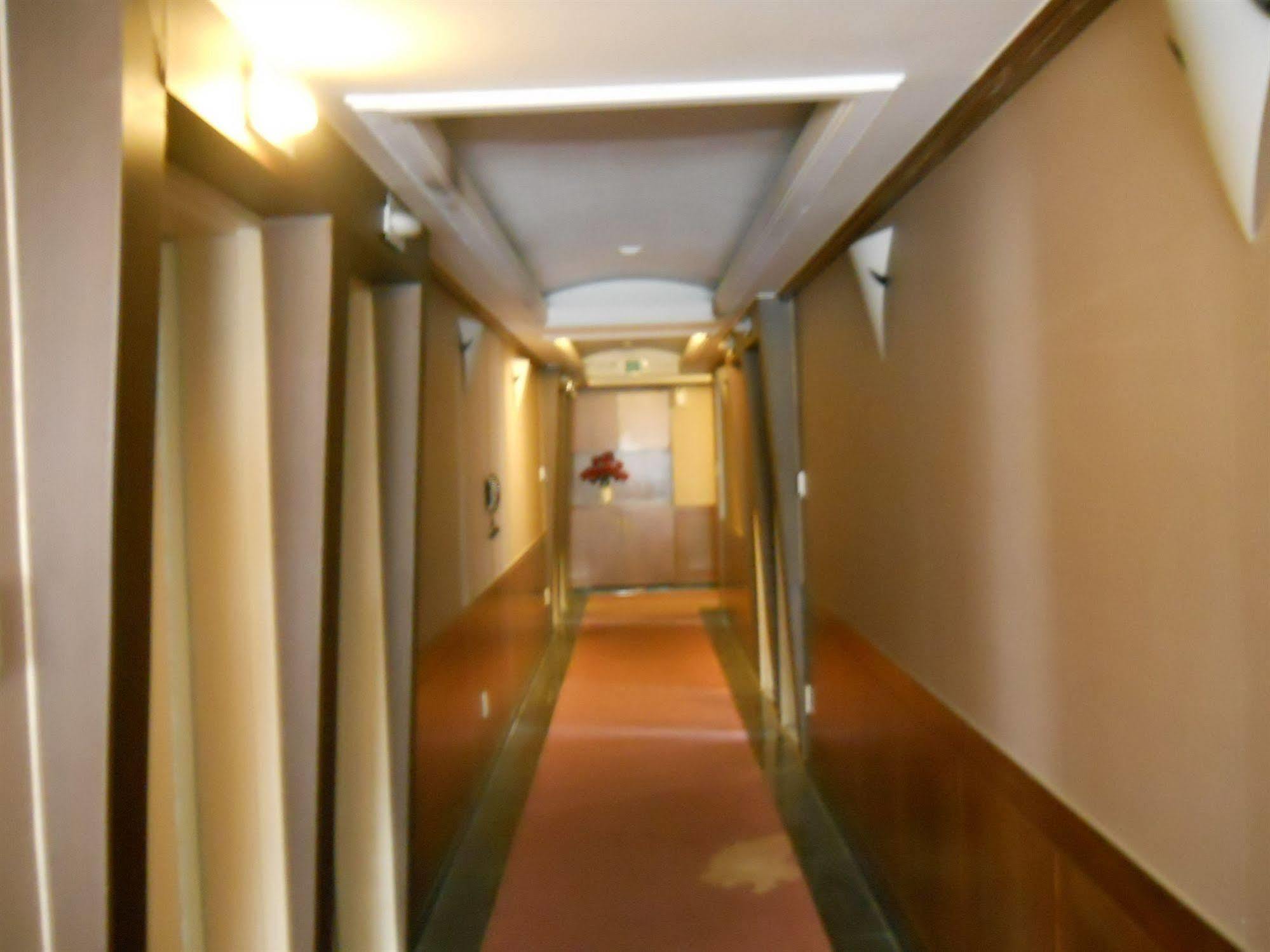 Millennium Hotel Коян Экстерьер фото